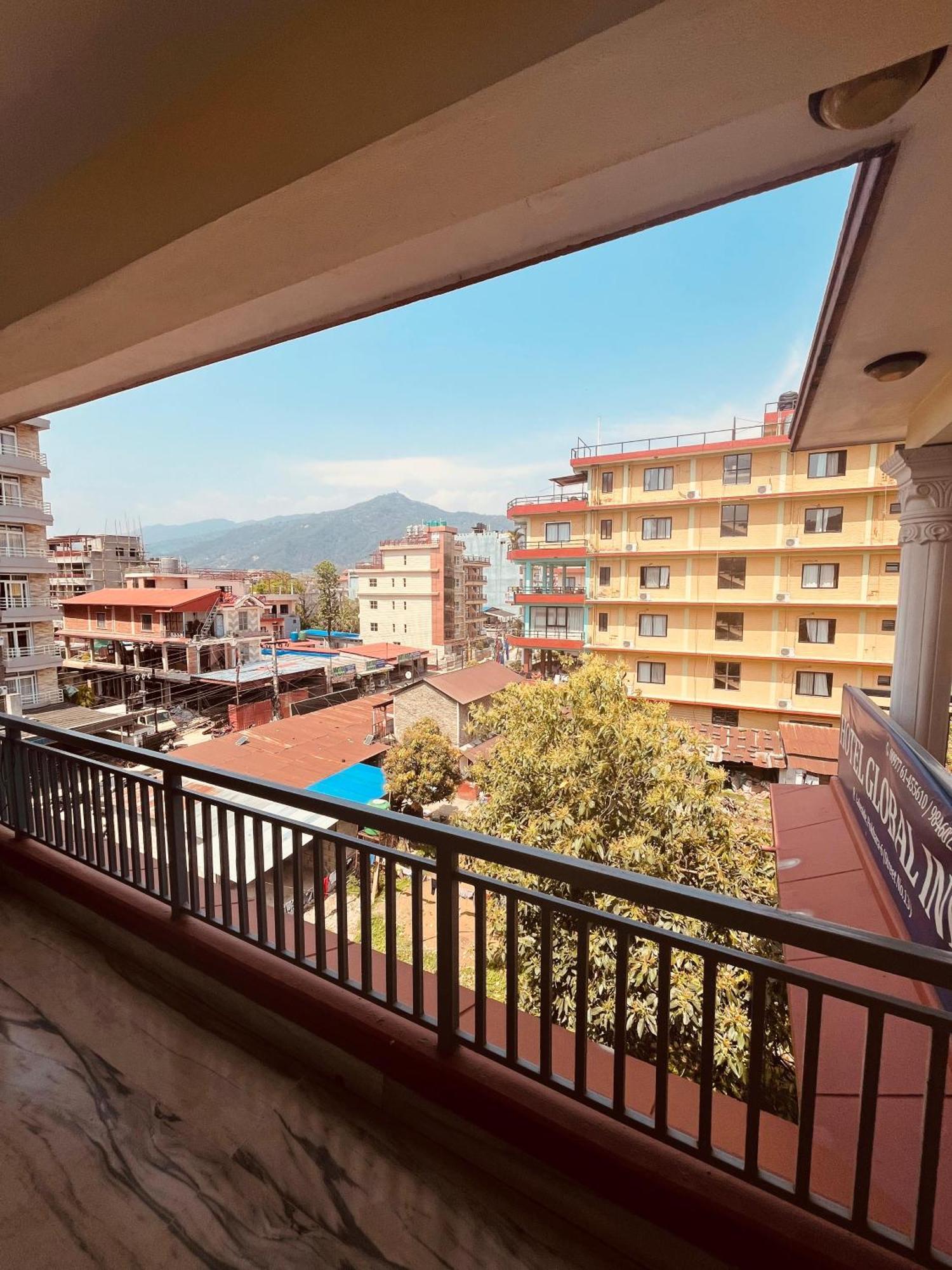 Hotel Global Inn Pokhara Eksteriør billede